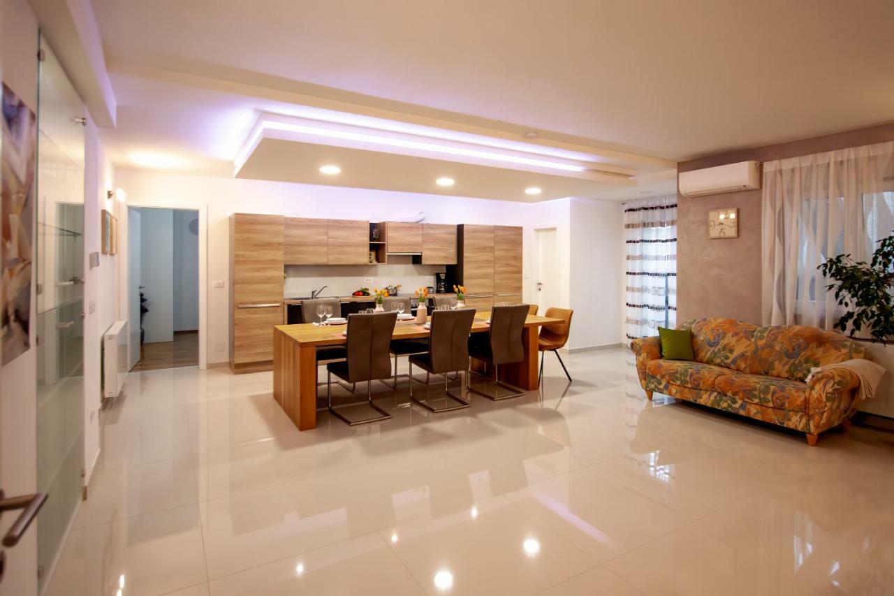 Apartman Nebo Пула Екстер'єр фото
